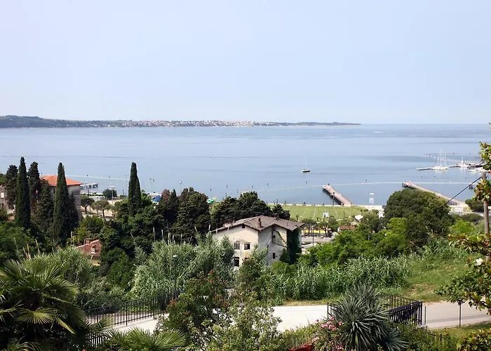 Parenzana Sea View Apartments Sk